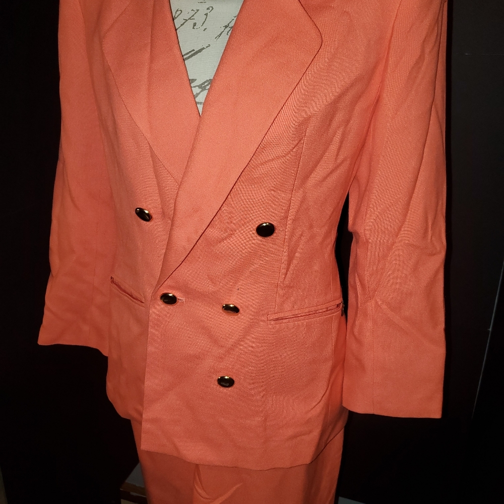 Kasper suit skirt set